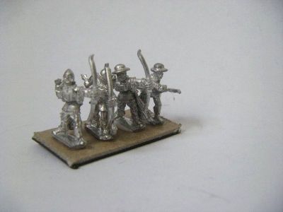 100YW Longbowmen
Longbowmen RMO-04 They come with separate bundles of arrows which need to be glued to the figures
Keywords: 100YW