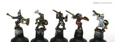 Aztec warriors Priests 
Aztecs painted by [url=http://www.heresybrush.com/]Heresy Brush[/url] from Spain. 
Keywords: aztec