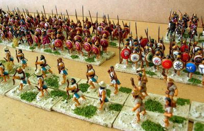 Classical Greek Hoplites & Skirmishers from theonetree Painting Service
Painted by [url=http://www.fieldofglory.net/index.html]theonetree Painting Service[/url] (click that link to go to their site for more info and pics)
Keywords: hoplite