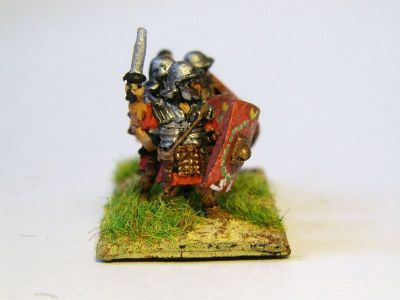 Early Imperial Roman Legionaries in segmented armour
EIR Legionaries from [url=http://www.rebelminis.com/]Rebel Miniatures[/url]
Keywords: EIR