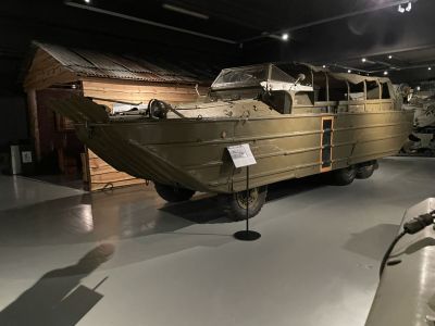 DUKW
