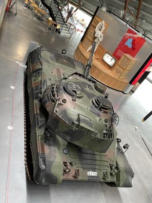 Leopard 1
